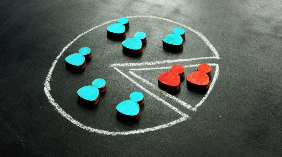 fractional staffing_shutterstock_1864365643 900x500