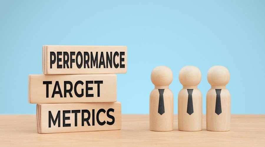 metrics target performance business measurement concept_shutterstock_2758090025 900x500