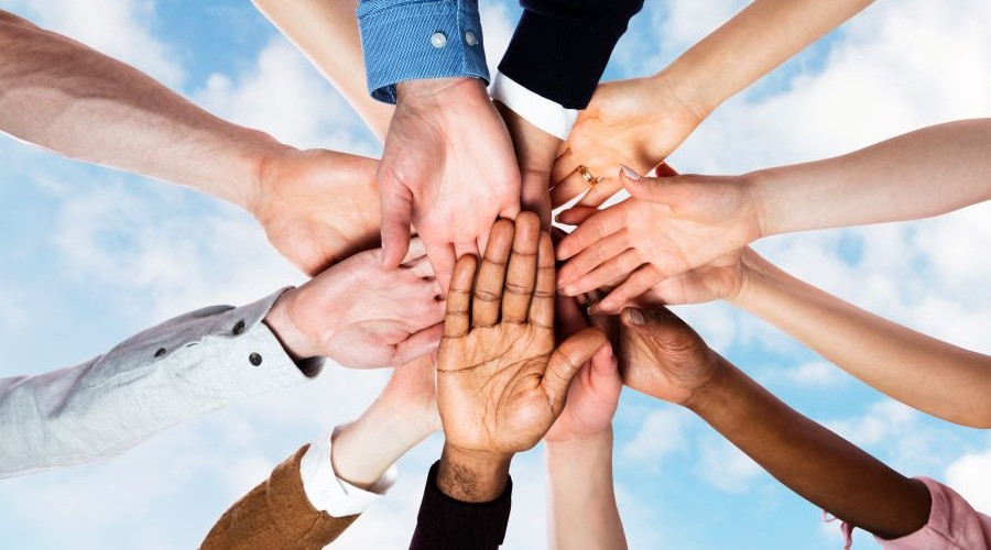 circle of support_shutterstock_1792313311 900x500